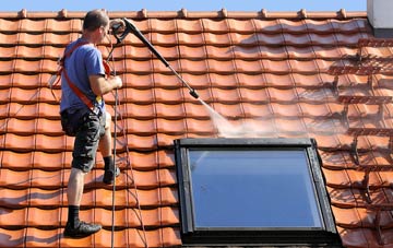 roof cleaning Gubblecote, Hertfordshire
